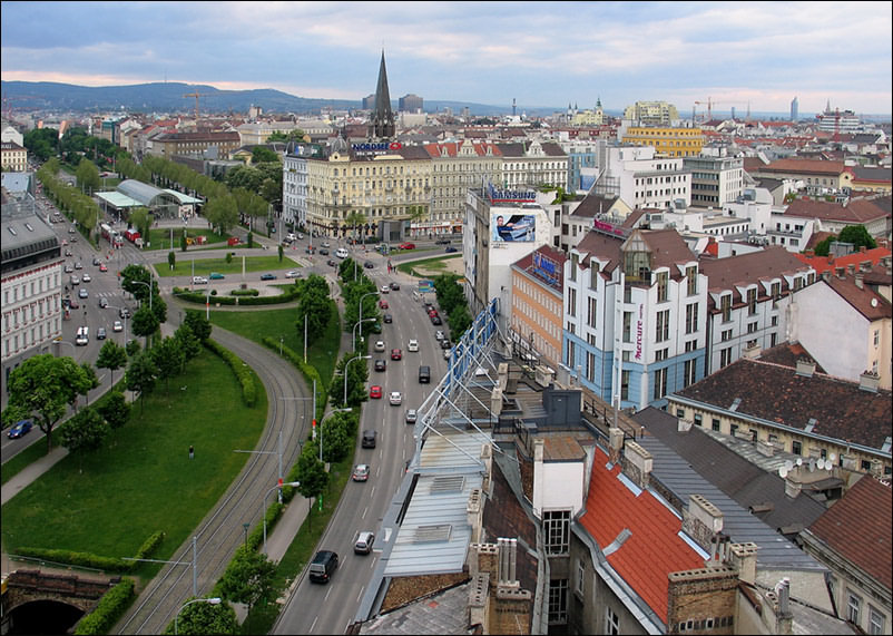 photo "Roofs of the Vein." tags: travel, architecture, landscape, Europe