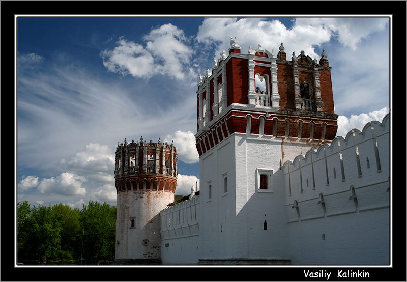 photo "Updating" tags: architecture, landscape, spring