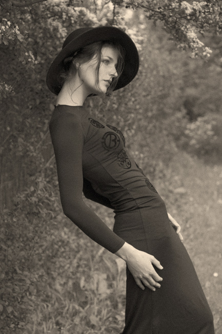 photo "***" tags: glamour, black&white, 