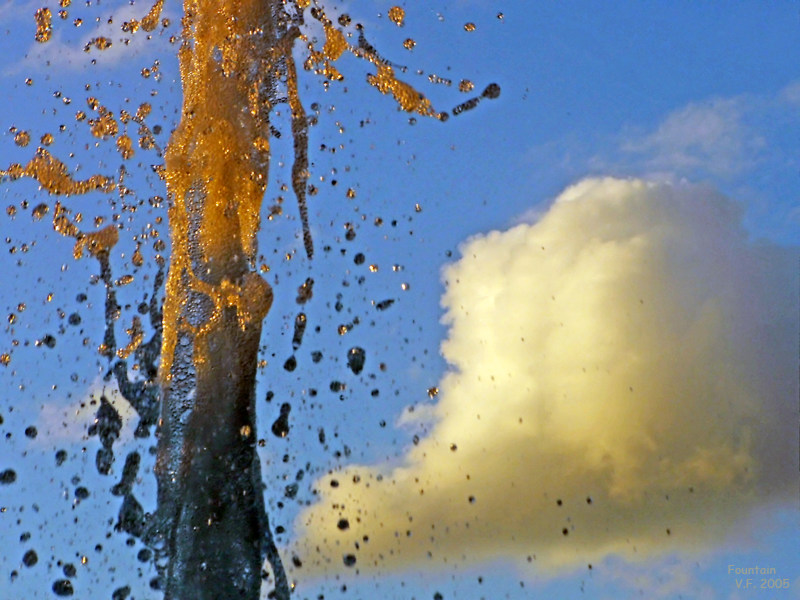 photo "Fountain" tags: landscape, misc., clouds