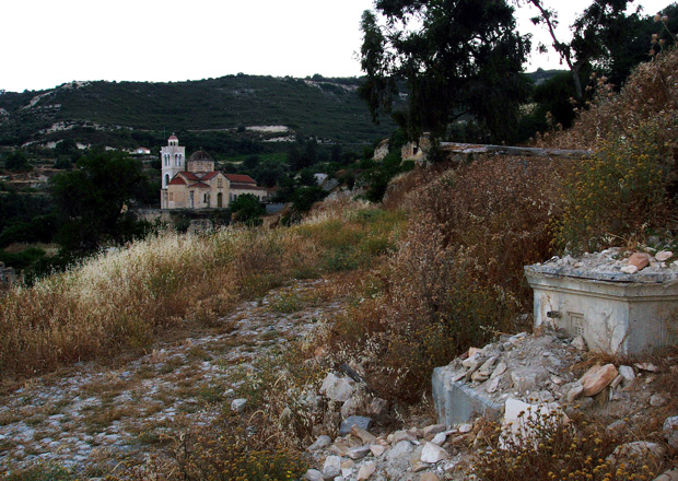 photo "St George in the Ruins" tags: architecture, landscape, 