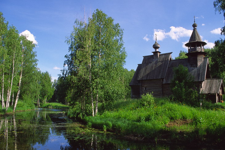 photo "Wooden church near the pond ver.2" tags: landscape, summer