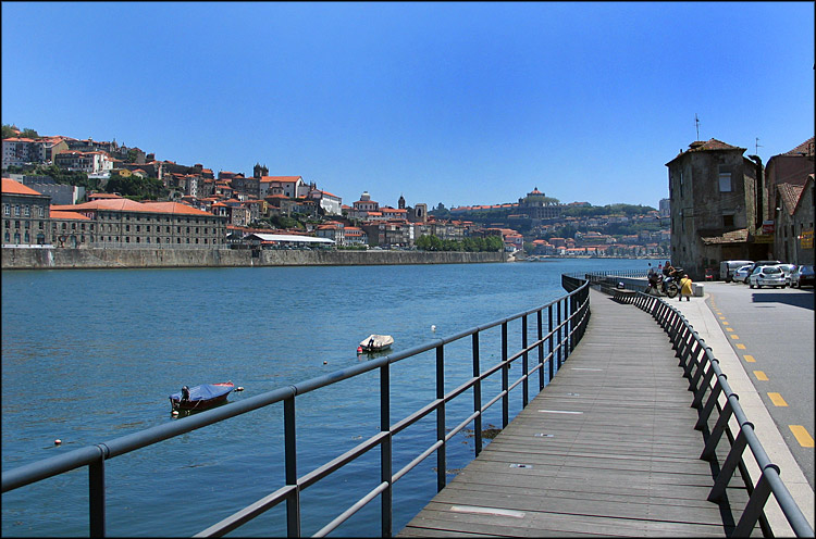 photo "Let's walk again" tags: travel, architecture, landscape, Europe