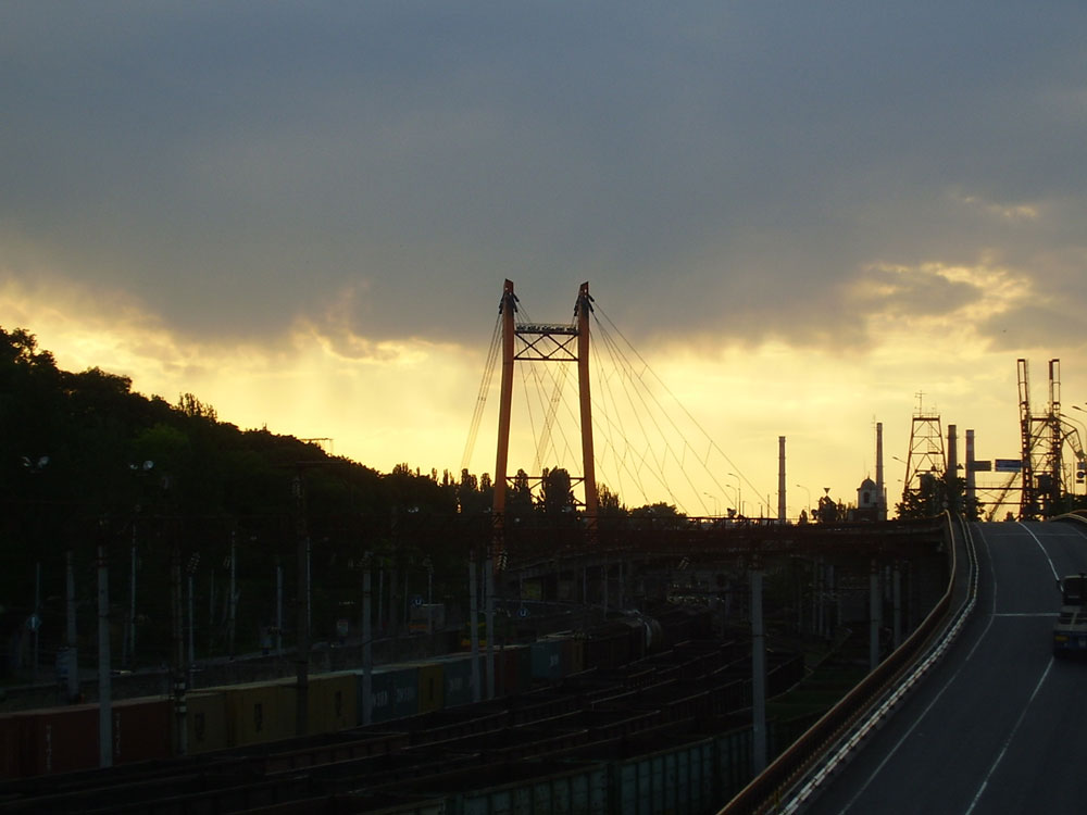 photo "The road to great future" tags: abstract, architecture, landscape, 