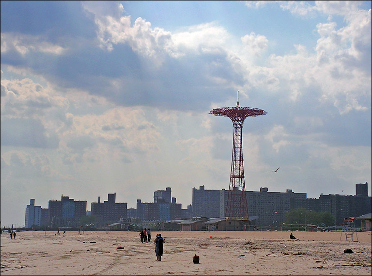 photo "Coney Island Beach." tags: architecture, landscape, clouds