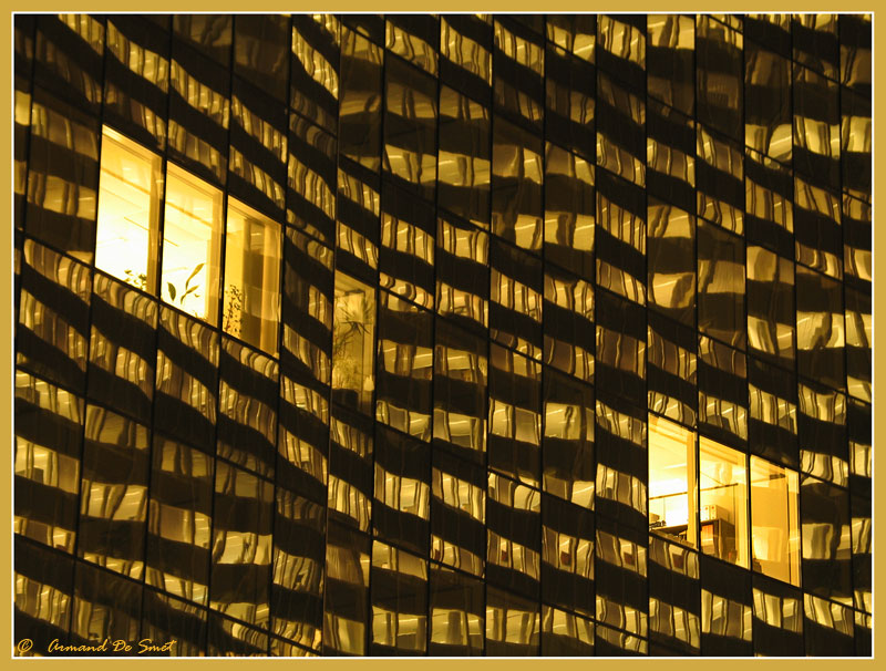 photo "Night reflection" tags: architecture, landscape, night