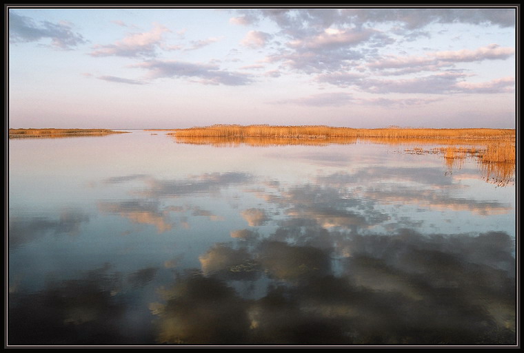 photo "lake Chervonoe" tags: landscape, clouds