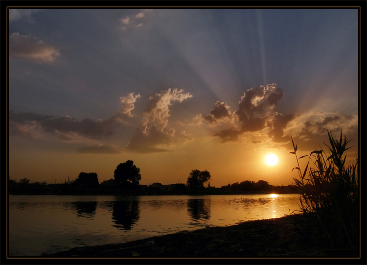 photo "***" tags: landscape, sunset, water