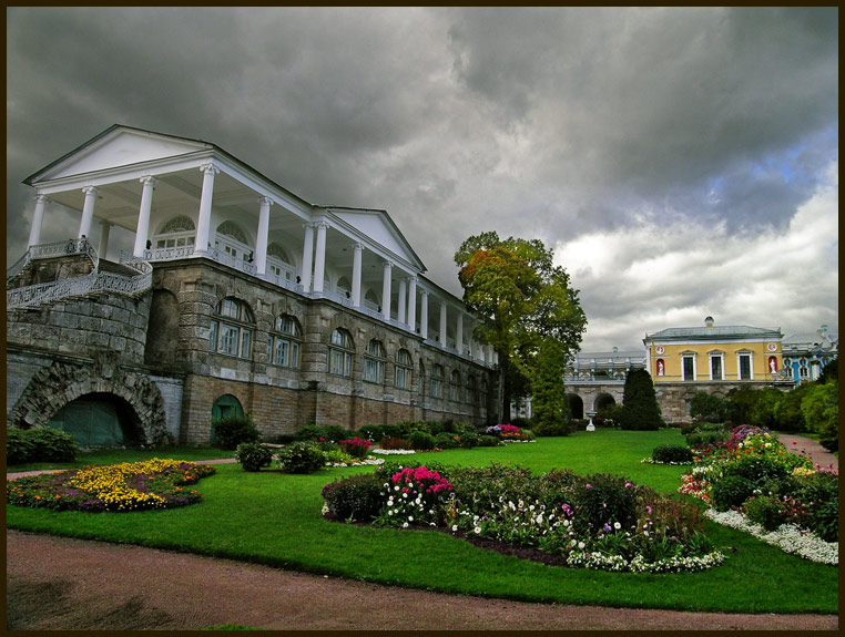 photo "Kameron gallery" tags: architecture, landscape, 