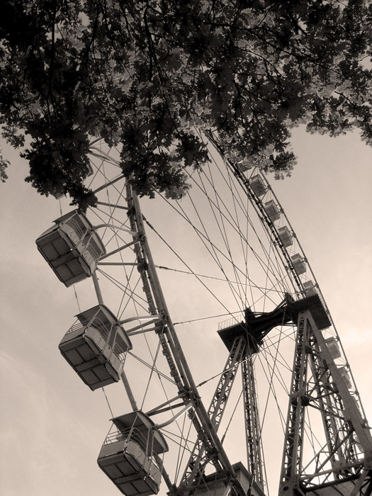 photo "Big wheel. A sight &#185; 1" tags: landscape, black&white, 