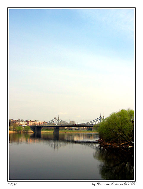 photo "The bridge through the river" tags: landscape, architecture, summer