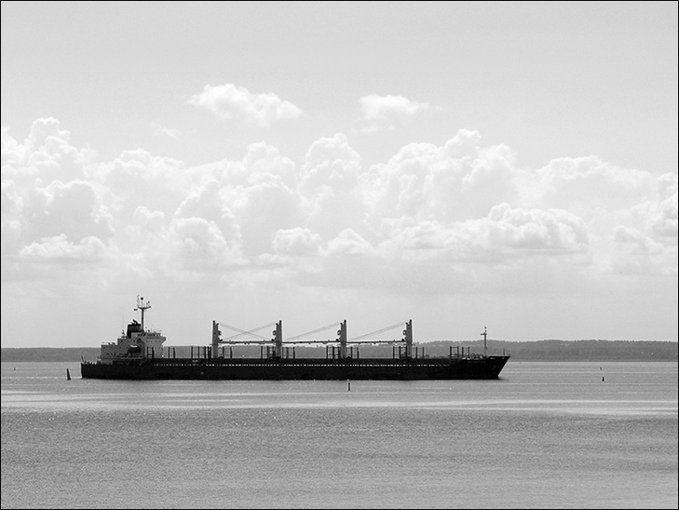 photo "Vessel" tags: black&white, landscape, 