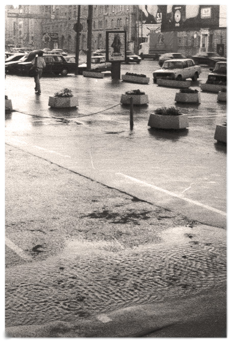 photo "Under a rain" tags: architecture, genre, landscape, 
