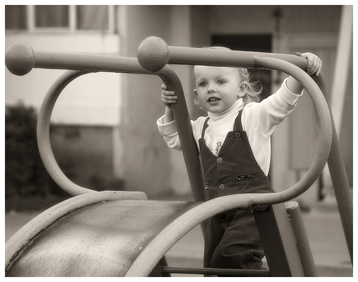 photo "I'm a captain!" tags: portrait, children