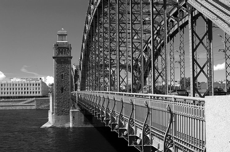 photo "Bridge" tags: black&white, architecture, landscape, 