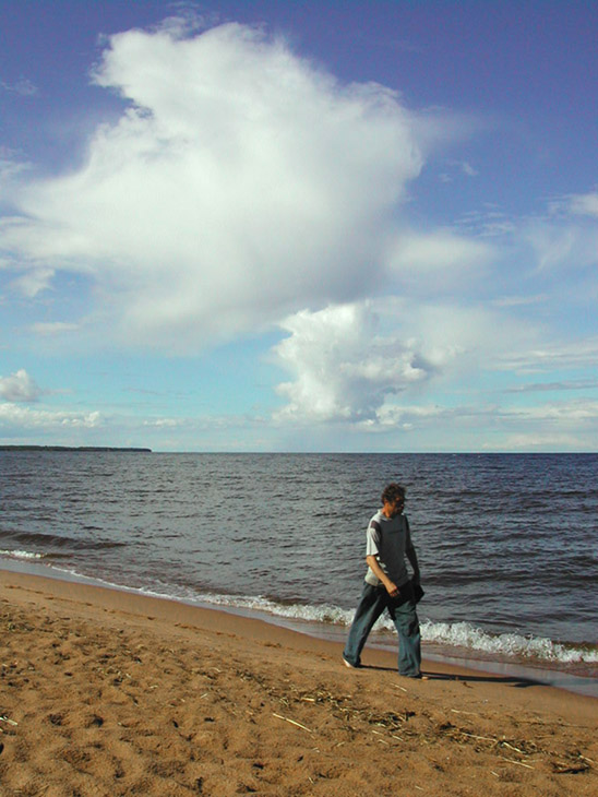 фото "Идущий" метки: пейзаж, вода, облака