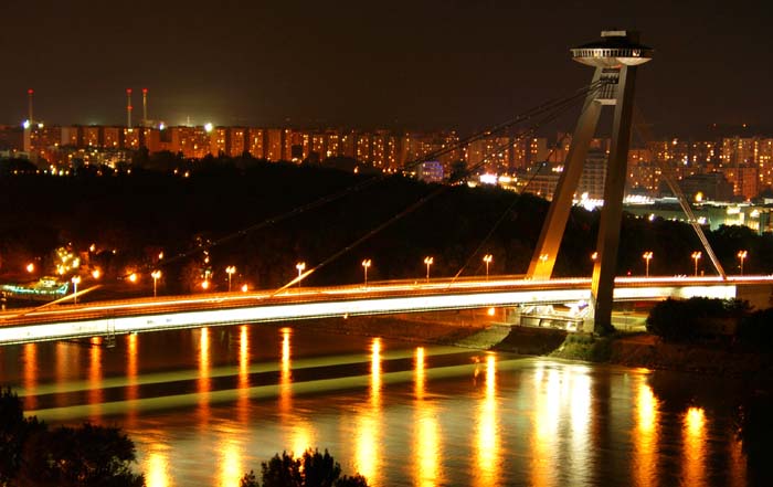 фото "The bridge, Bratislava Slovakia" метки: архитектура, путешествия, пейзаж, Европа