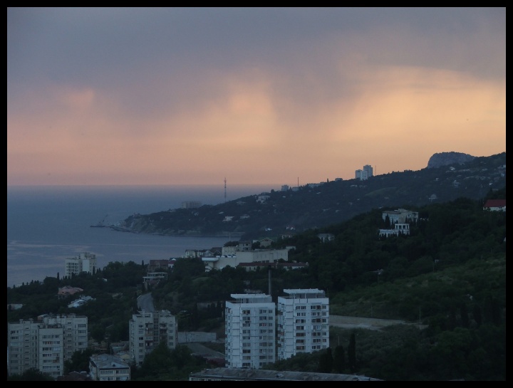 photo "Summer Depression, or Rain" tags: landscape, clouds, water