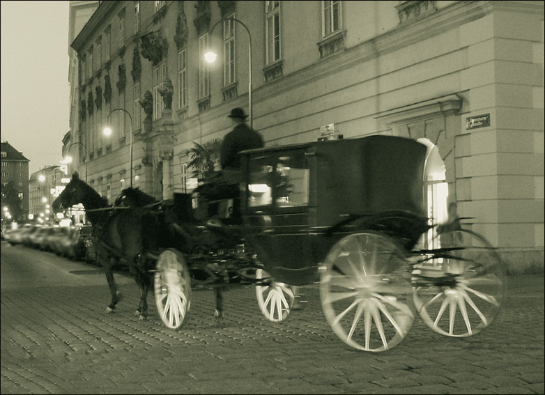 photo "Phantoms of Old Vienna." tags: travel, misc., Europe