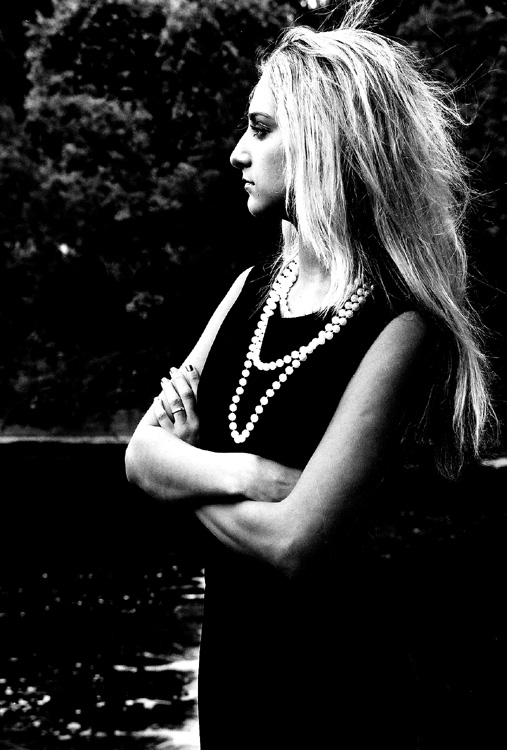 photo "intractability" tags: portrait, black&white, woman