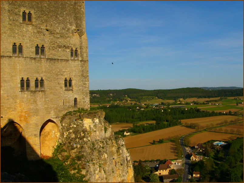 photo "Middle Earth" tags: architecture, travel, landscape, Europe