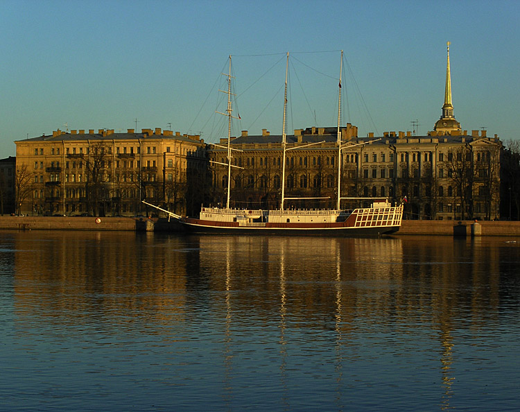 фото "Alma mater #1." метки: архитектура, пейзаж, весна