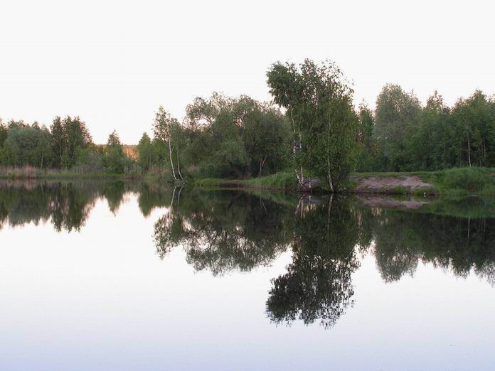 photo "Artificial lake of WWII" tags: landscape, summer, water