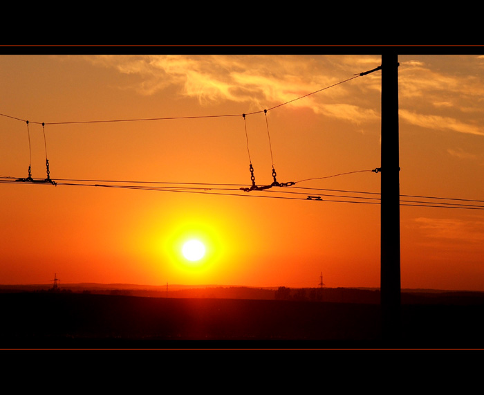 photo "sky dividers" tags: landscape, sunset