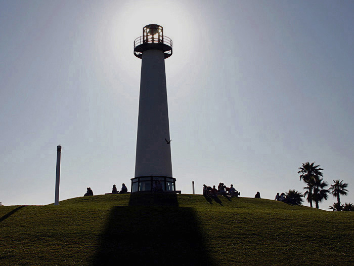 photo "The Lighthouse and the Sun" tags: misc., travel, North America