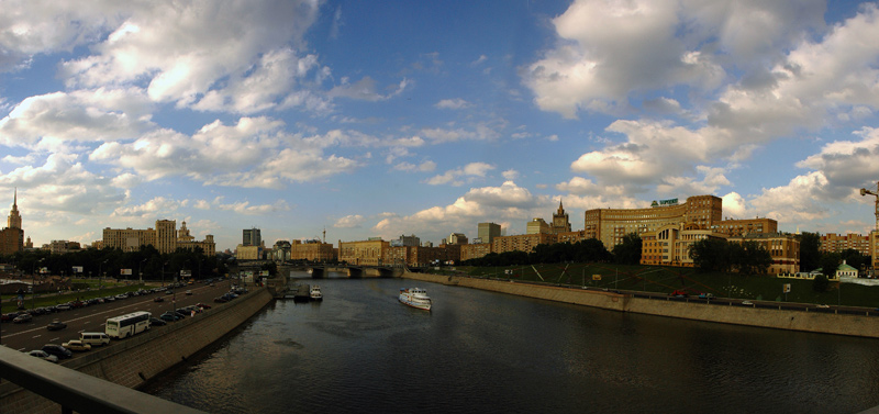 photo "Moscow River" tags: architecture, montage, landscape, 