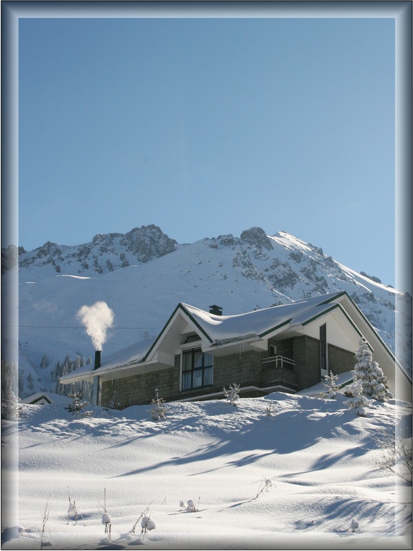 photo "Small house in mountains" tags: landscape, travel, Asia, mountains