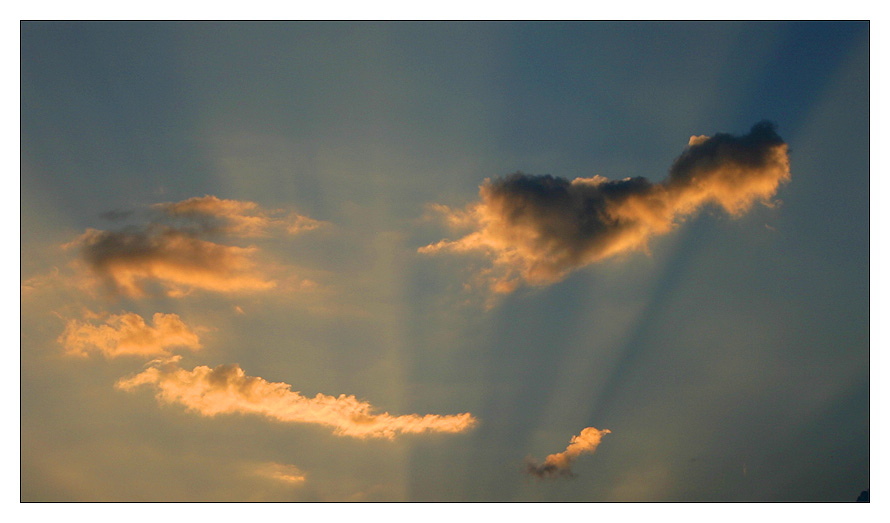 photo "Angels walk" tags: abstract, landscape, clouds