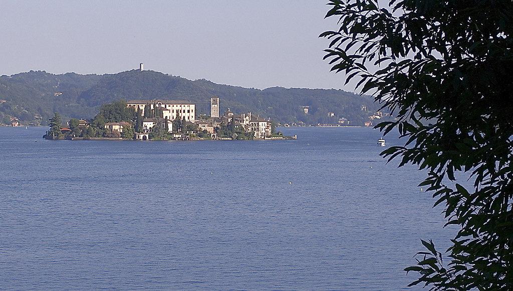 фото "San Giulio - Lake Of Orta - Italy" метки: путешествия, пейзаж, Европа, горы