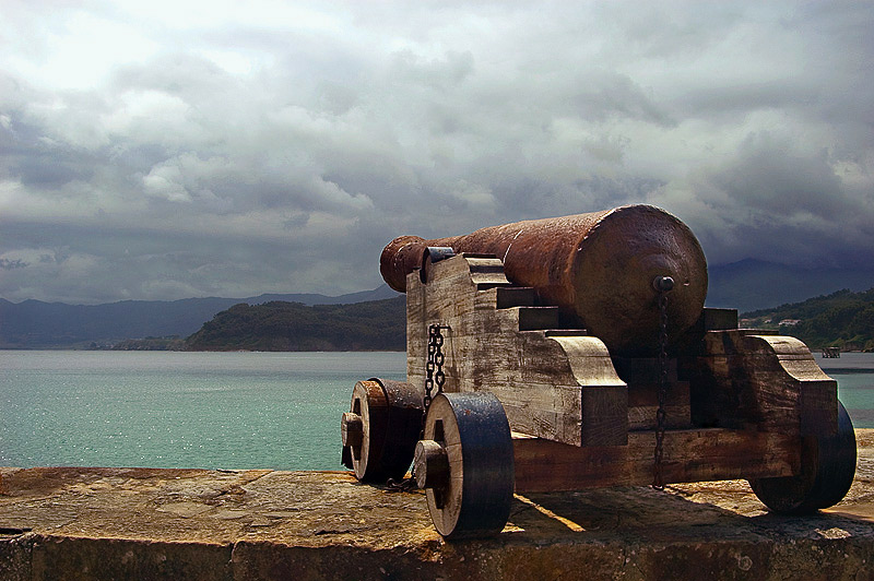 photo "The guardian" tags: landscape, mountains, water