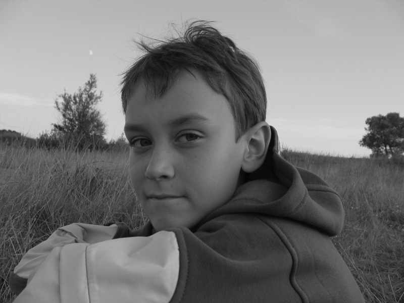 photo "A fisherboy" tags: black&white, portrait, children