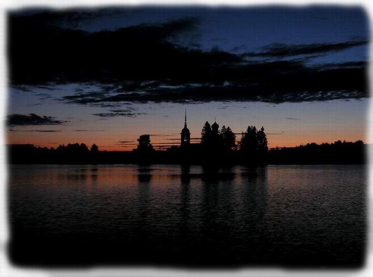 photo "Lekshmo-lake. Summer night." tags: landscape, architecture, water