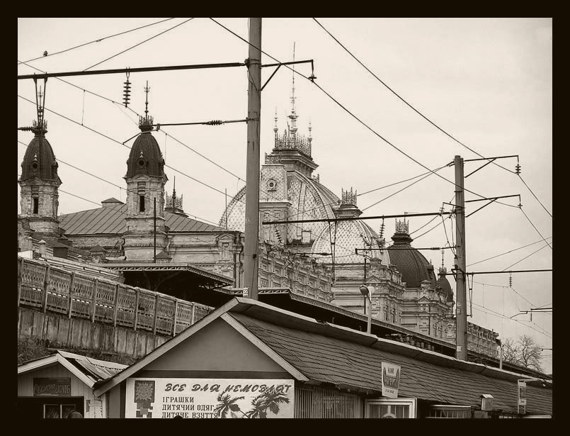 photo "Zhmerynka (Ukraine). Famous railway station." tags: travel, architecture, landscape, Europe