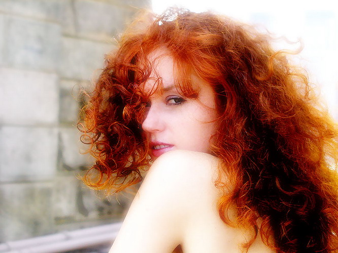 photo "The sun in hair" tags: portrait, woman