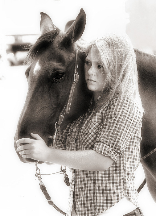 photo "A Girl and her Horse" tags: portrait, black&white, 