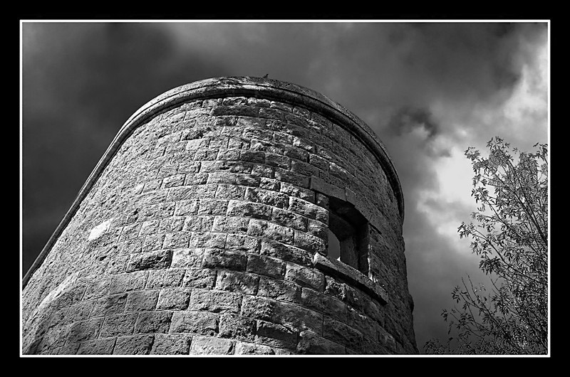 photo "Tower" tags: travel, black&white, Asia