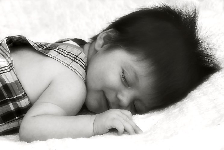 photo "Sweet Dreams" tags: portrait, black&white, children