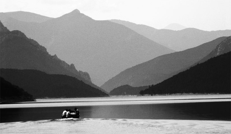 photo "***Lake***" tags: landscape, black&white, water