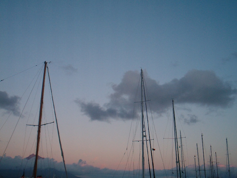 photo "Mastros" tags: travel, landscape, clouds