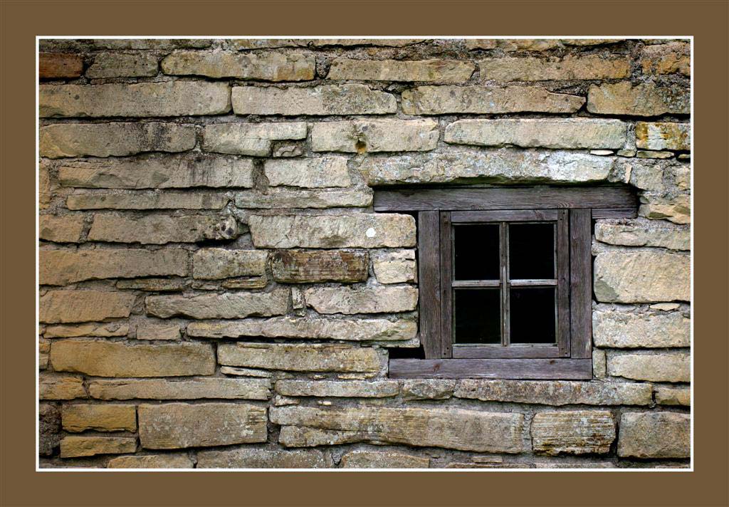 photo "Window" tags: misc., architecture, landscape, 