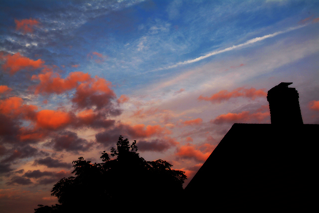 photo "Brooklyn. 7:45pm." tags: landscape, clouds, sunset