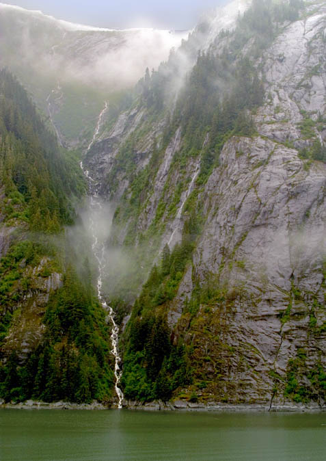 photo "Mist & Mountain" tags: travel, landscape, North America, mountains