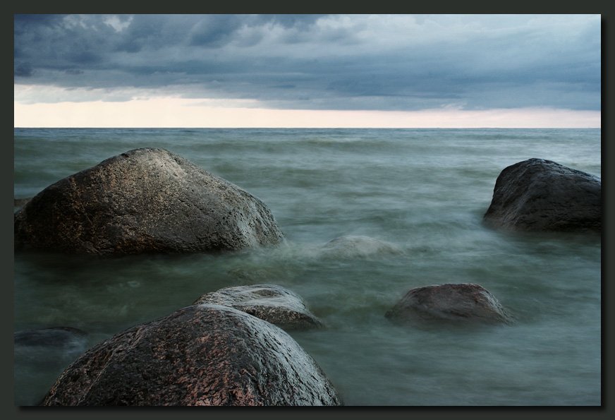 photo "Stones in water" tags: landscape, nature, water