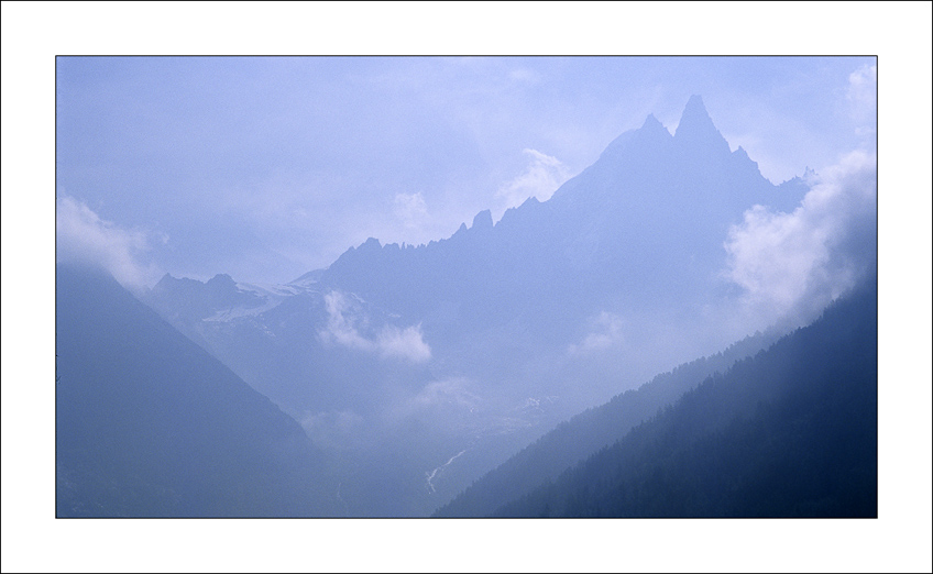 photo "In the fog" tags: travel, landscape, Europe, mountains