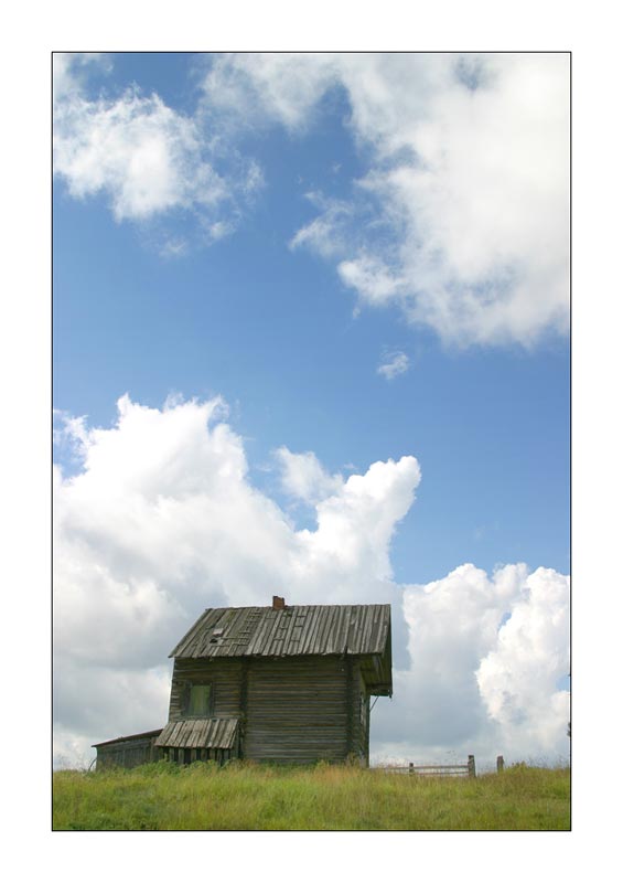 фото "Дом и небо. Дер. Филипповская." метки: пейзаж, облака