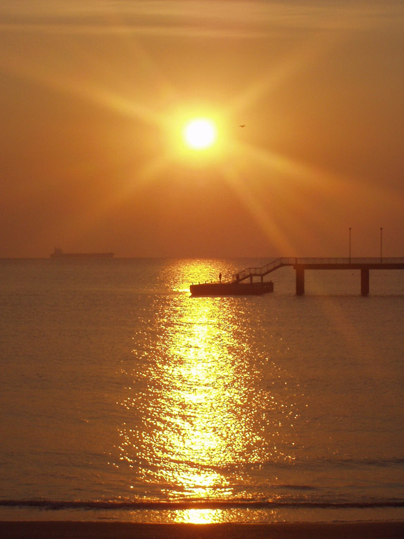 photo "Burgas" tags: landscape, sunset, water